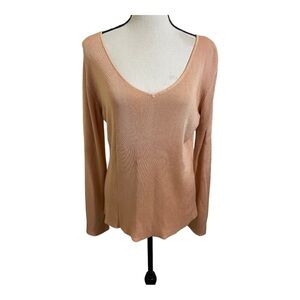 Nicole miller womens V-neck ribbed sweater peach fits medium.